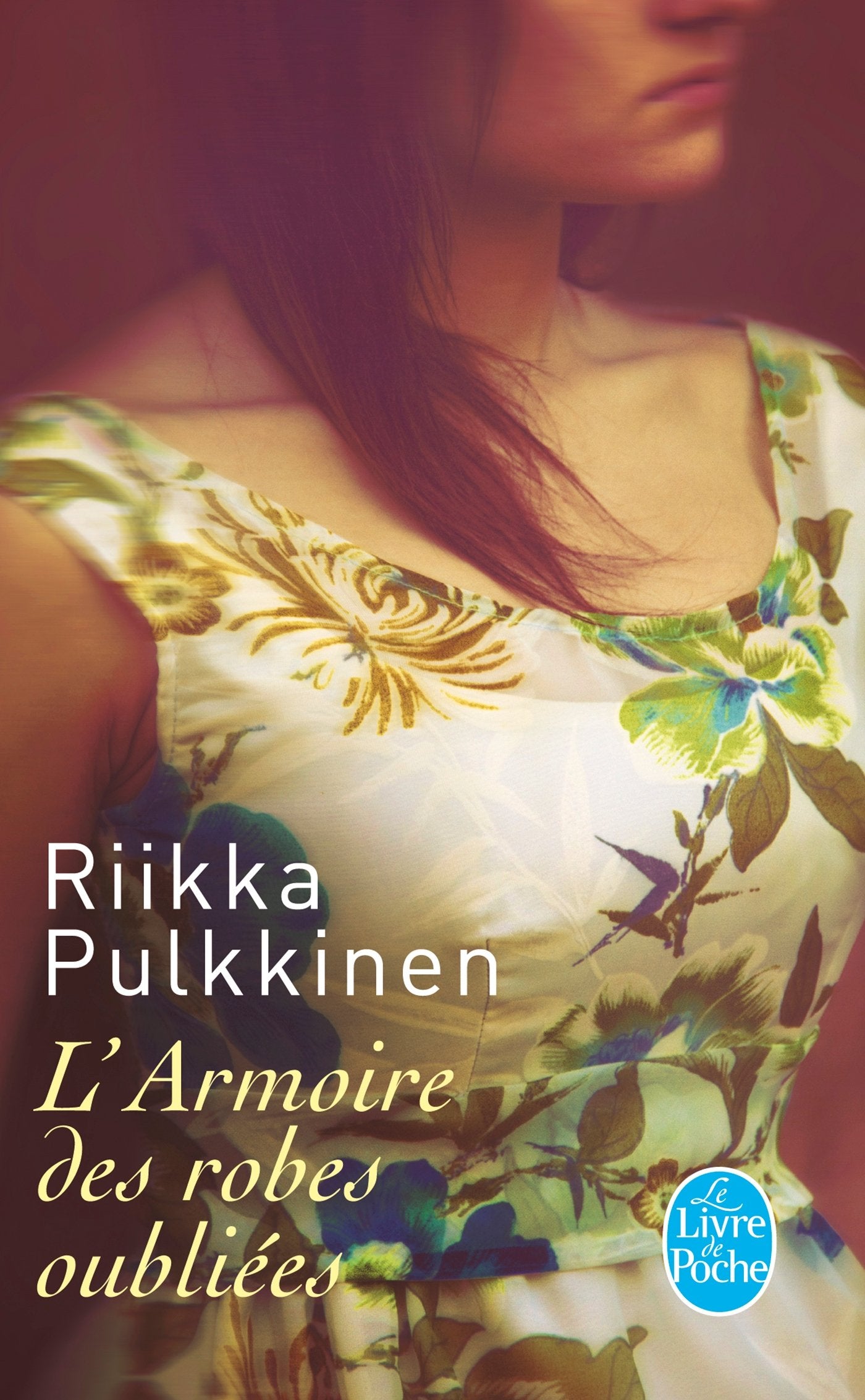 Livre L'armoire des robes oubliées - Riikka Pulkkinen (Livre d'occasion) - ISBN 2253175560