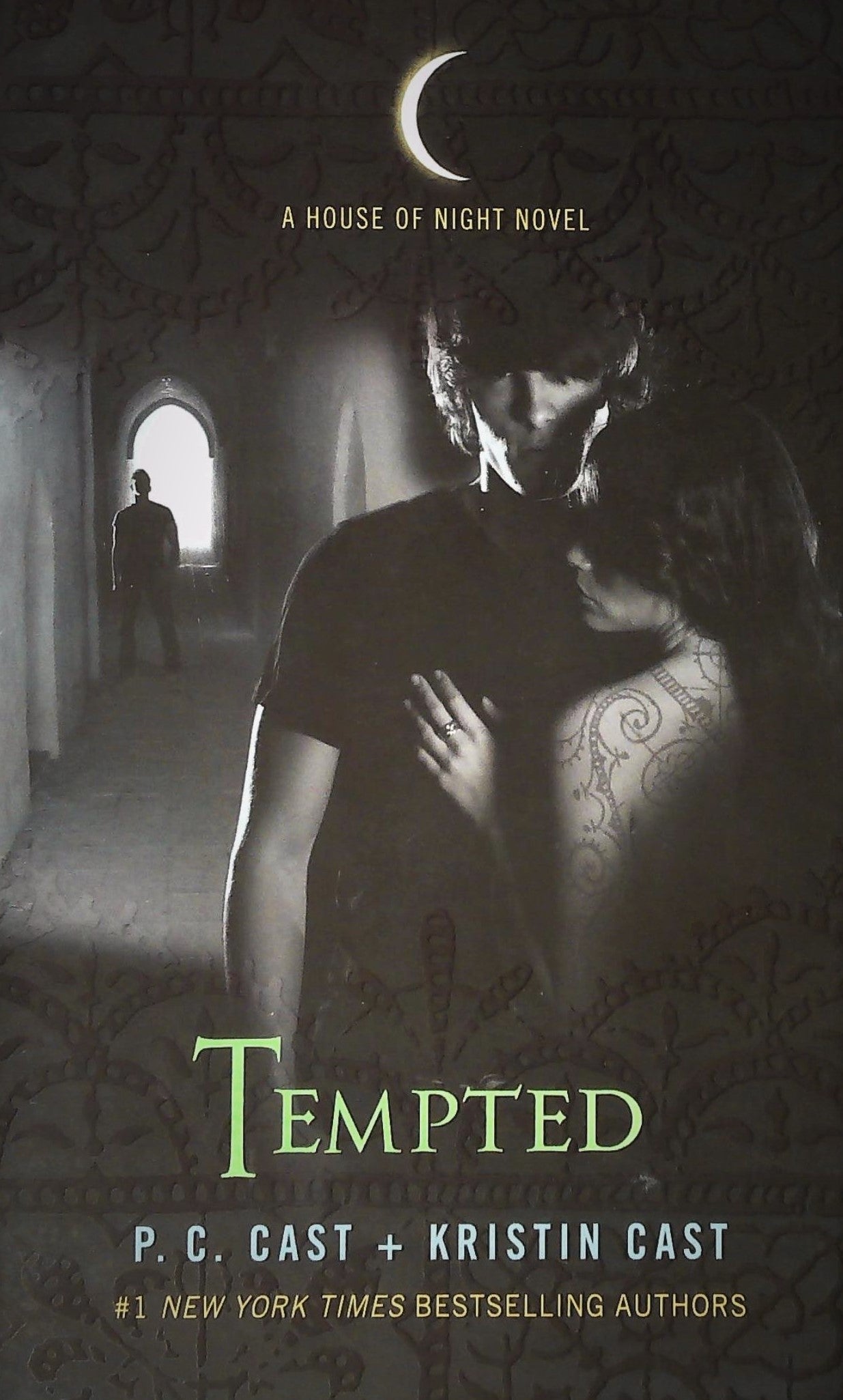 Livre Tempted - P.C. Cast (Livre d'occasion) - ISBN 0312609388
