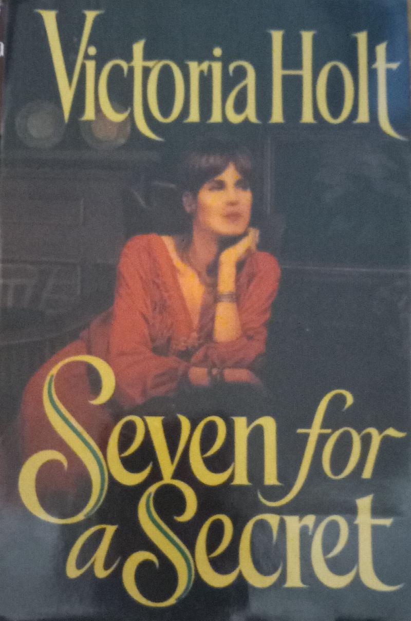 Livre Seven for a Secret - Victoria Holt (Livre d'occasion) - ISBN 038542406X