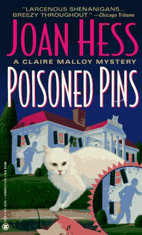 Livre Poisoned Pins - Joan Hess (Livre d'occasion) - ISBN 0451403908
