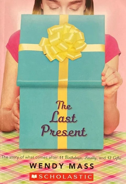 Livre The Last Present - Wendy Mass (Livre d'occasion) - ISBN 0545624509