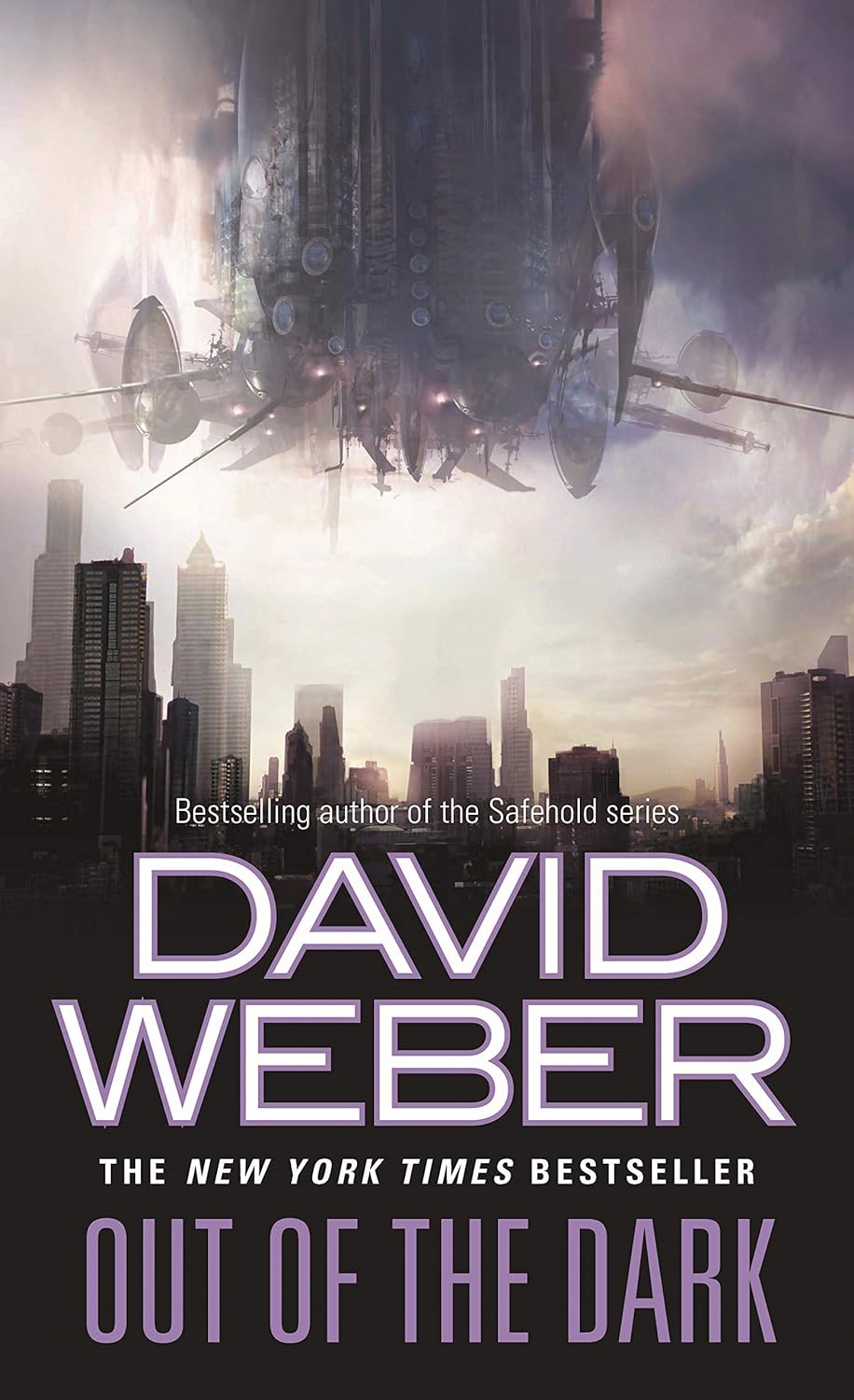 Livre Out of the Dark - David Weber (Livre d'occasion) - ISBN 076536381X