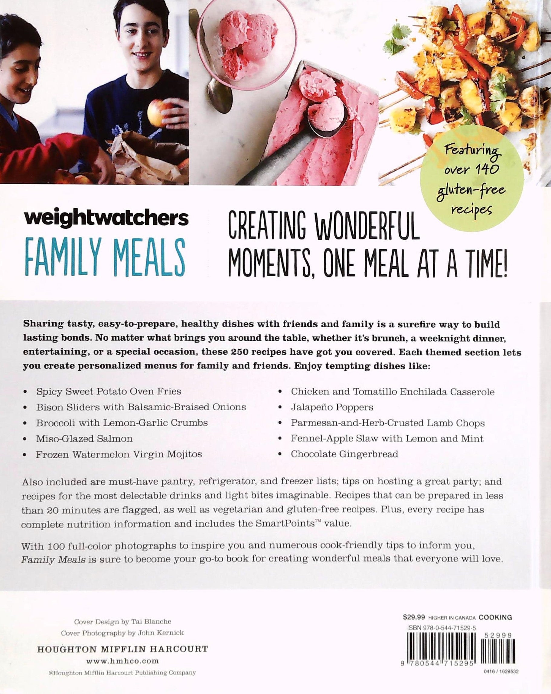 Family Meals : 2560 Receipes for Bringing Family, Friends, and Food Together (WeightWatchers)