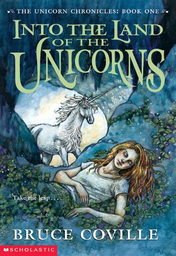 Livre Into The Land of the Unicorns - Bruce Coville (Livre d'occasion) - ISBN 0439108381