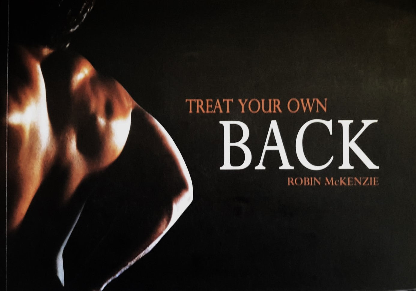 Livre Treat Your Own Back - Robin McKenzie (Livre d'occasion) - ISBN 0958269203