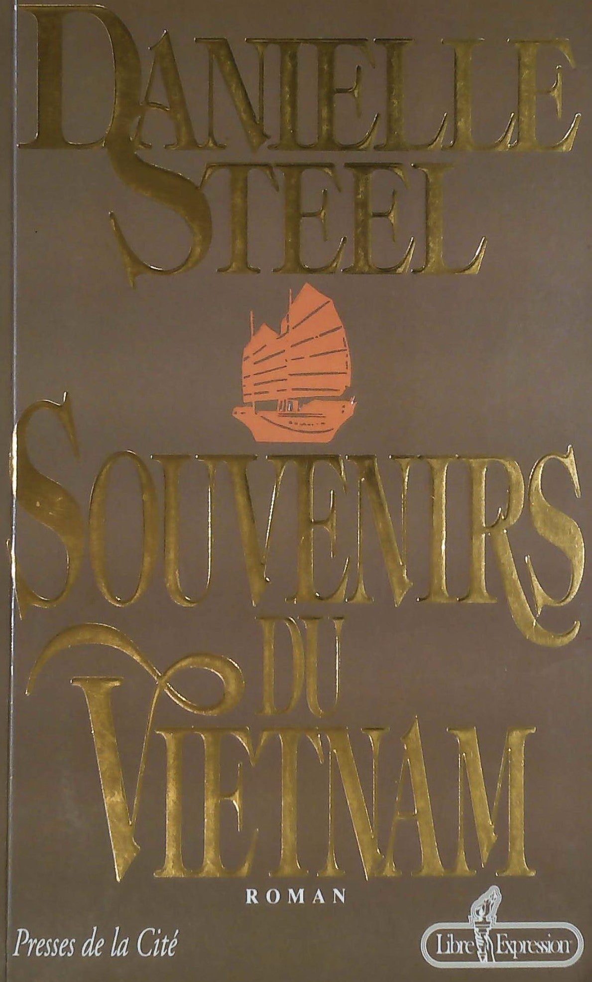 Livre ISBN 289111504X Souvenir du Vietnam (Danielle Steel)